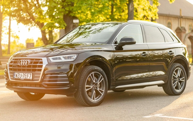 Audi Q5 cena 145000 przebieg: 61000, rok produkcji 2019 z Żuromin małe 211